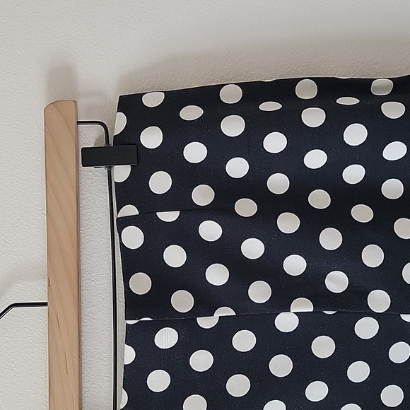 Chico's Black Polka Dot So Slimming Juliet Slim Leg Pull-on Pants Size Small/4 - Picture 4 of 6